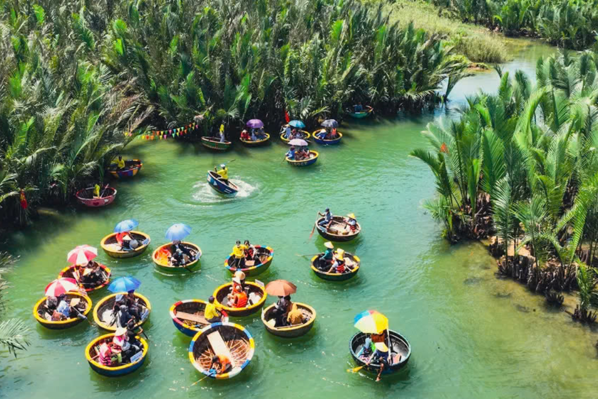 Basket boat